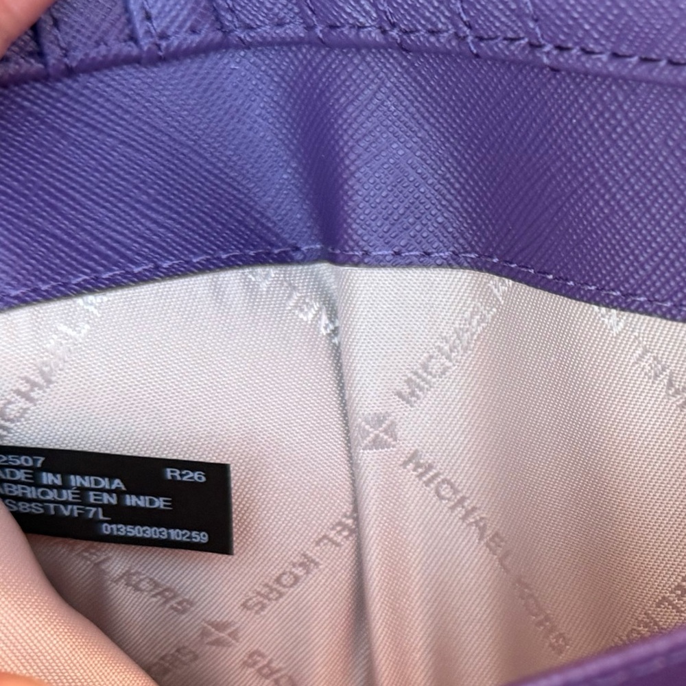 Michael Kors Jet Set Travel LG Trifold Wallet Purple - Picture 6 of 11